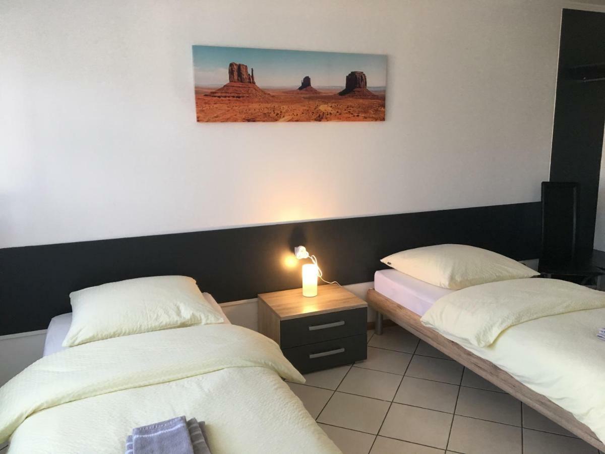Studio Lora Rm 1221 Saint-Louis  Bagian luar foto